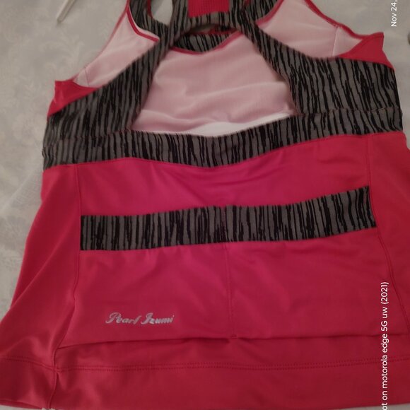 PEARL IZUMI SYMPHONY RACERBACK TANK INNER SHELF BRA 2 BACK POCKETS MAGENTA SZ M - Picture 4 of 10